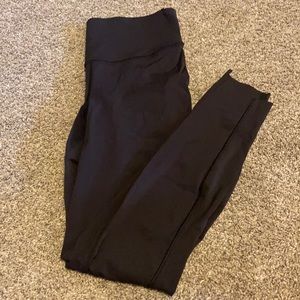 Like new Lululemon Base Pace tight